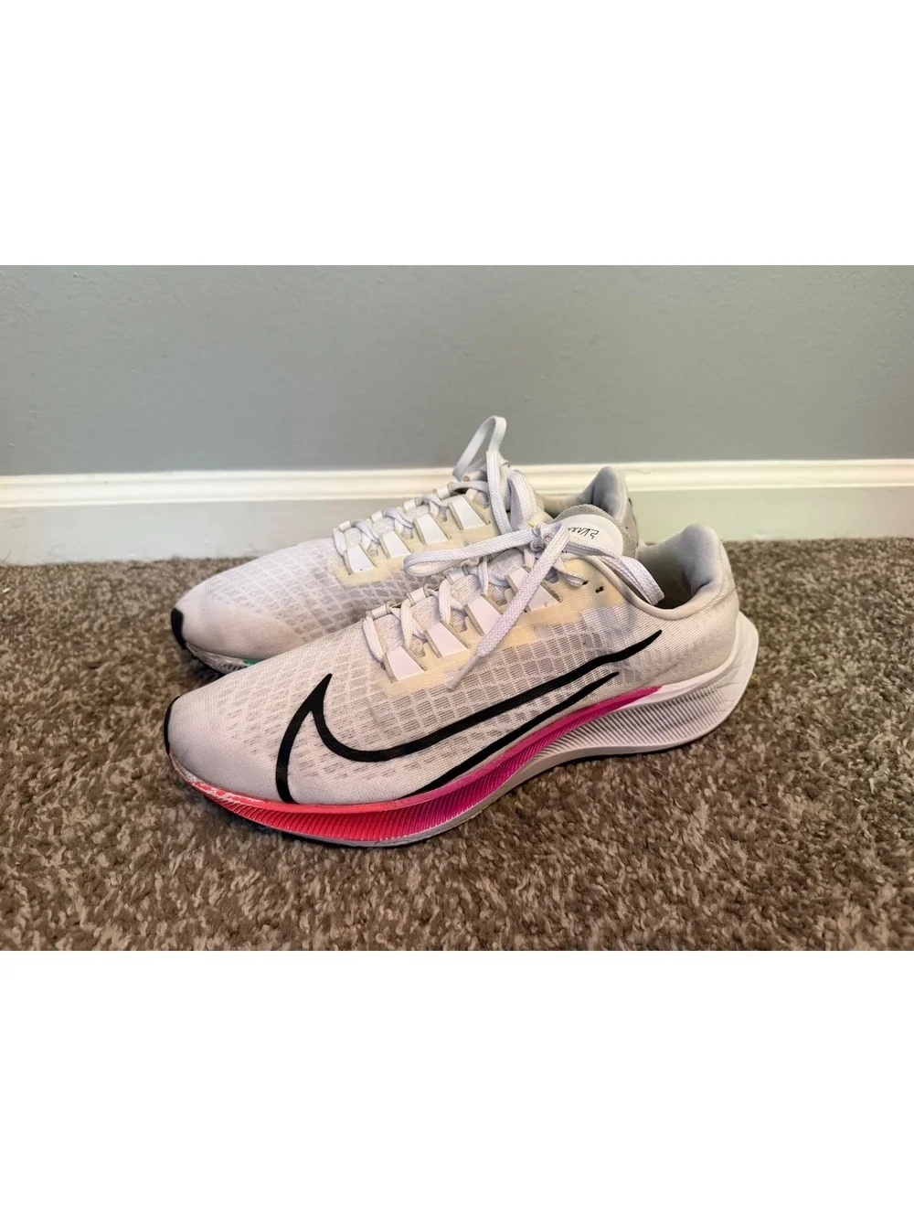 Nike Air Zoom Pegasus 37 Running Shoe Men’s 10